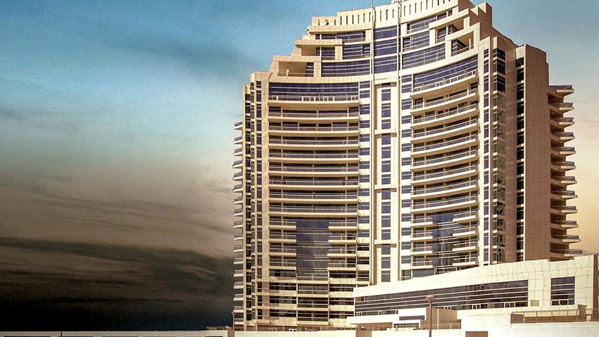 Elegant 2 Bedroom In Marina- Just 1 Min Walk From Jbr अपार्टमेंट *